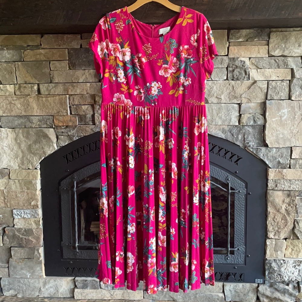 LOFT Maternity dress